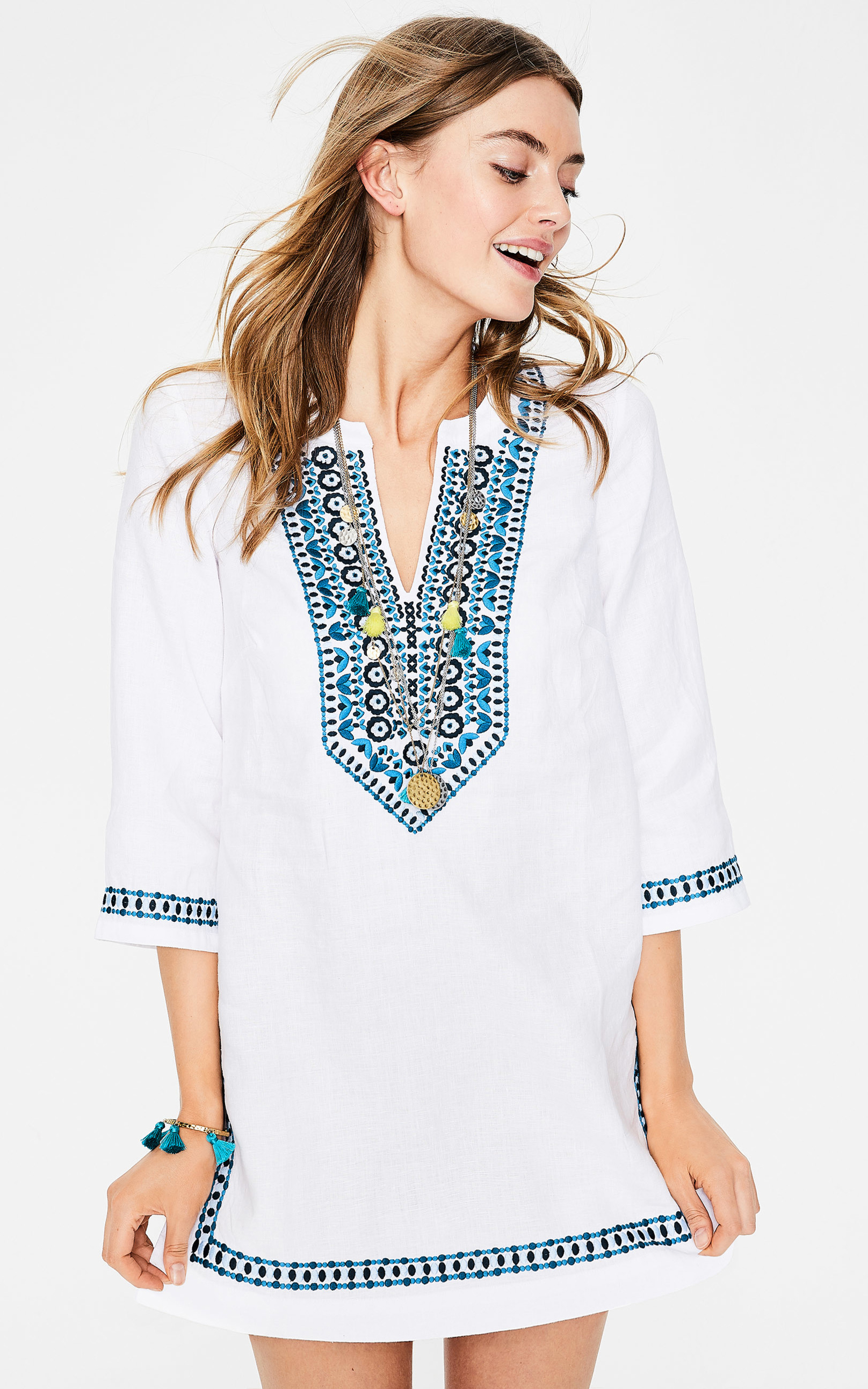 F4752 Skye Embroidered Linen Kaftan